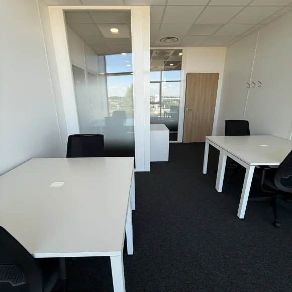 Bureau privé 14 m² 4 postes Location bureau Avenue François Pignier Bourg-en-Bresse 01000 - photo 2