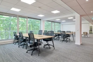 Espace indépendant - 92210 - 30 postes - 9990€