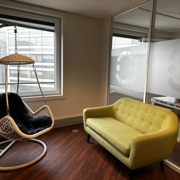 Bureau privé 33 m² 8 postes Coworking Rue Hoche Puteaux 92800 - photo 7