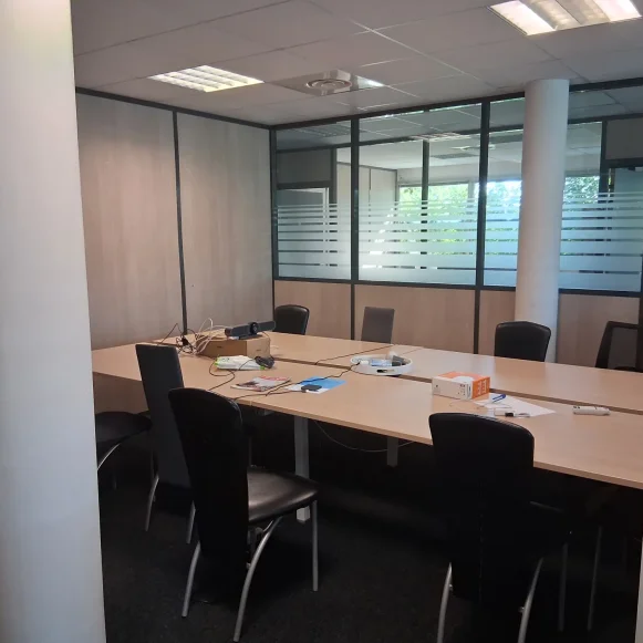 Espace indépendant 371 m² 15 postes Location bureau L'Occitane Labège 31670 - photo 4