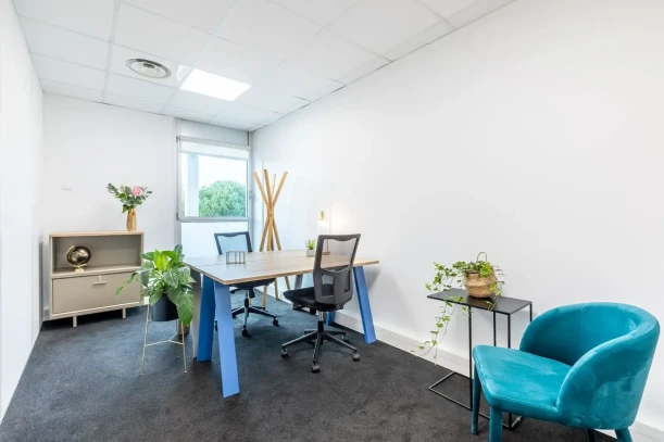 Bureau privé - 44300 - 2 postes - 962€