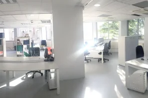 Open Space - 75020 - 15 postes - 365€