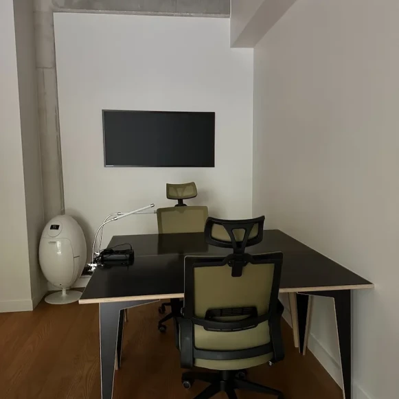 Bureau privé 24 m² 5 postes Coworking Rue Lénine Ivry-sur-Seine 94200 - photo 3