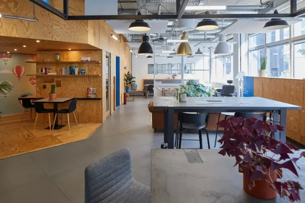 Bureau privé - 92130 - 5 postes - 2950€