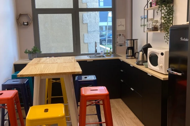 Bureau privé - 38200 - 4 postes - 650€