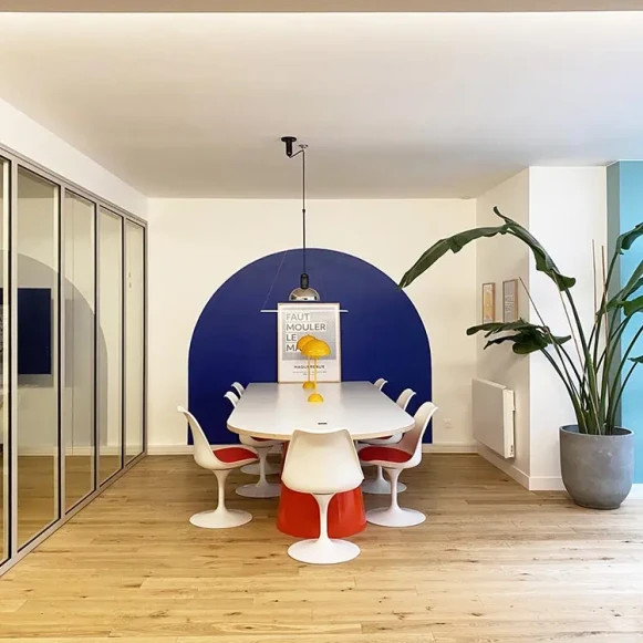 Bureau privé 90 m² 10 postes Location bureau Rue Saint-Louis en l'Île Paris 75004 - photo 2