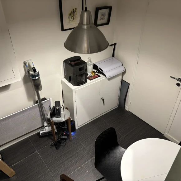 Open Space  2 postes Location bureau Avenue de Wagram Paris 75017 - photo 5