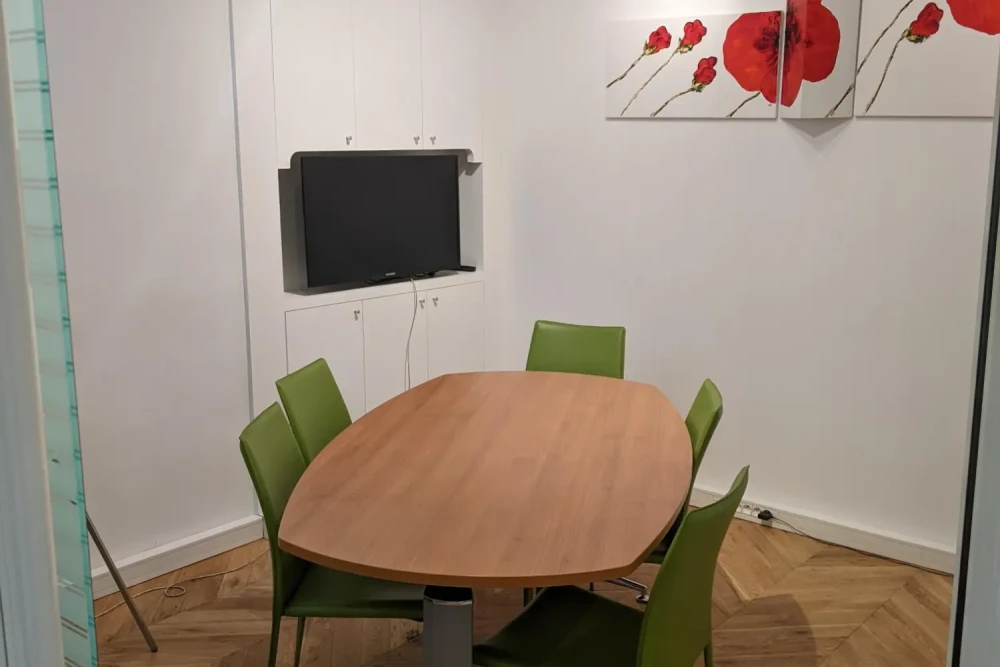 Bureau privé - 75009 - 3 postes - 1450€