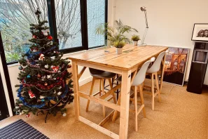 Open Space - 06250 - 8 postes - 190€