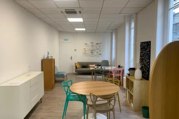 Bureau privé - 69002 - 8 postes - 1290€