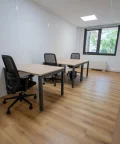 Bureau privé - 06560 - 3 postes - 1090€