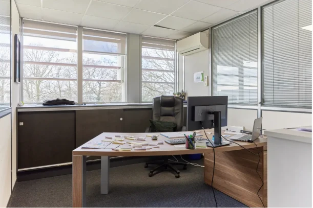 Espace indépendant - 35000 - 15 postes - 4400€