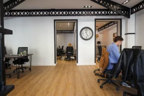 Espace indépendant - 75005 - 34 postes - 15000€