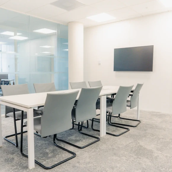 Bureau privé 12 m² 2 postes Location bureau Avenue de la Métallurgie Saint-Denis 93210 - photo 1