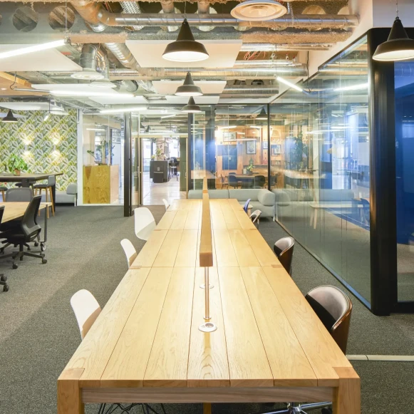 Bureau privé 35 m² 9 postes Location bureau Avenue Charles de Gaulle Neuilly-sur-Seine 92200 - photo 4