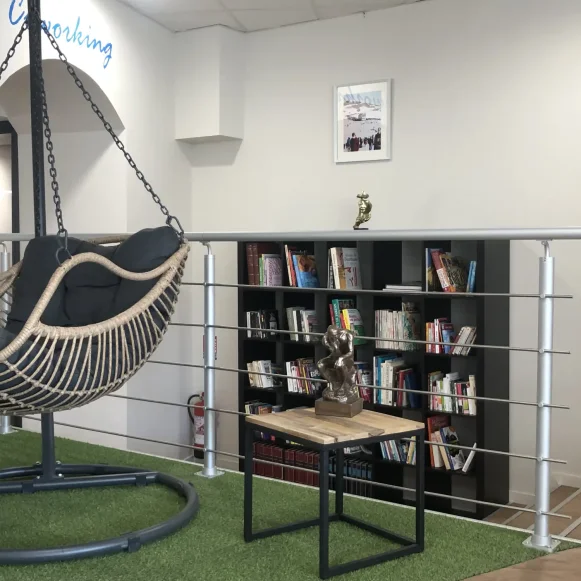 Open Space  30 postes Location bureau Rue Philippe Héron Villefranche-sur-Saône 69400 - photo 4