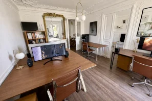Bureau privé - 75003 - 6 postes - 1700€