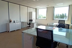 Bureau privé - 91140 - 8 postes - 3000€