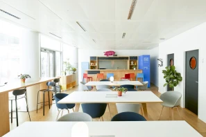 Bureau privé - 69003 - 16 postes - 7360€