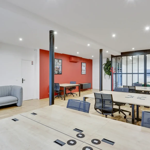 Espace indépendant 200 m² 36 postes Location bureau Boulevard Saint-Martin Paris 75010 - photo 4