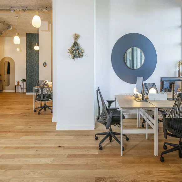 Bureau privé 158 m² 23 postes Coworking Place de la Gare des Vallées La Garenne-Colombes 92250 - photo 1