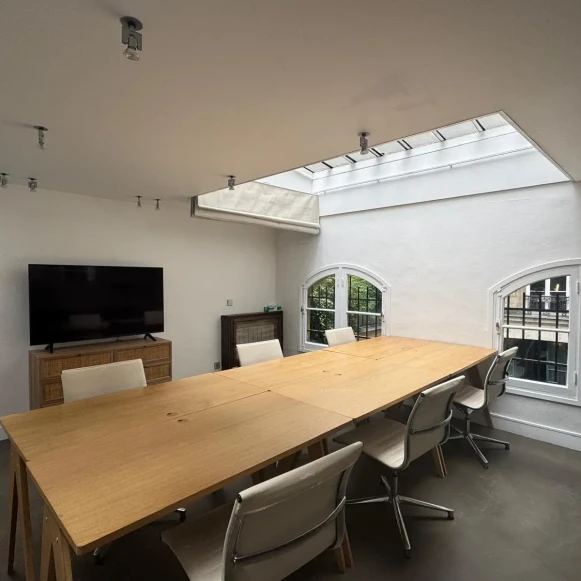 Espace indépendant 64 m² 10 postes Location bureau Rue de la Victoire Paris 75009 - photo 2