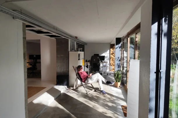 Open Space - 44200 - 4 postes - 235€