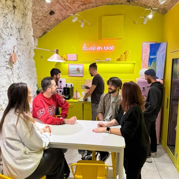 Open Space  10 postes Location bureau Rue de la Cathédrale Marseille 13002 - photo 5