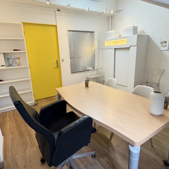 Bureau privé 13 m² 2 postes Coworking Avenue Jean Moulin Montreuil 93100 - photo 3