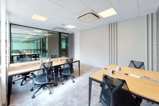 Bureau privé - 75017 - 8 postes - 5967€