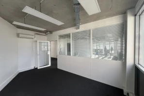 Open Space - 92100 - 9 postes - 280€