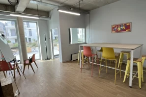 Bureau privé - 49100 - 4 postes - 1350€