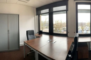 Open Space - 67960 - 10 postes - 230€