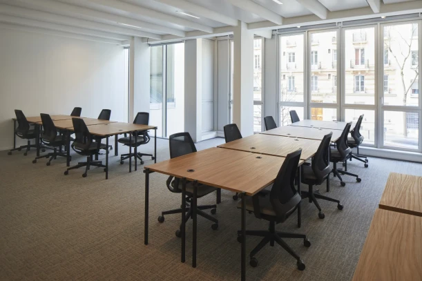 Bureau privé - 75013 - 11 postes - 7480€