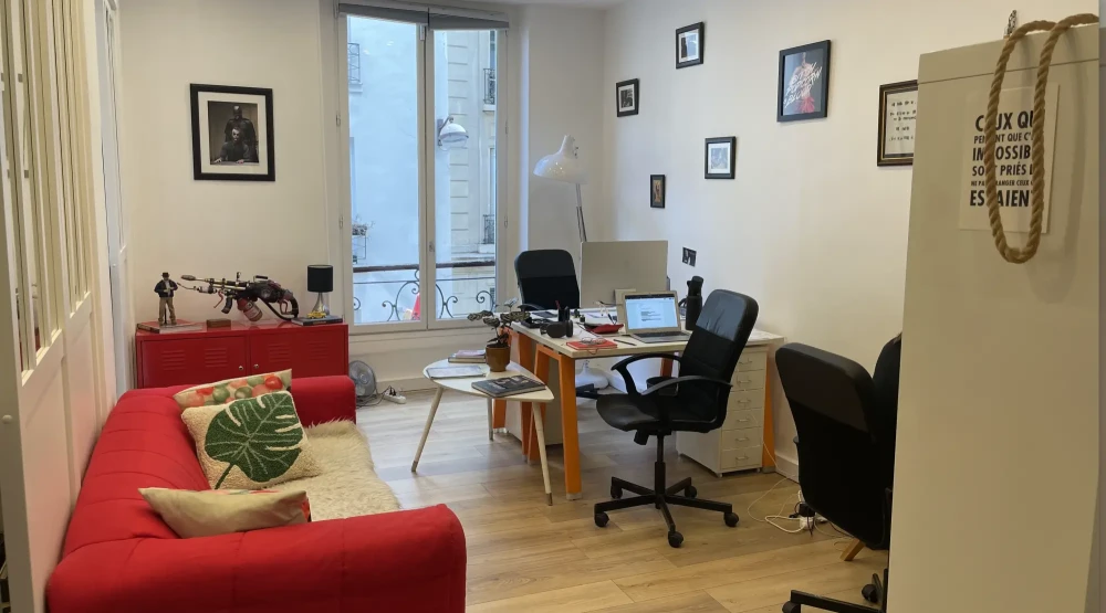 Espace indépendant - 75002 - 14 postes - 3850€