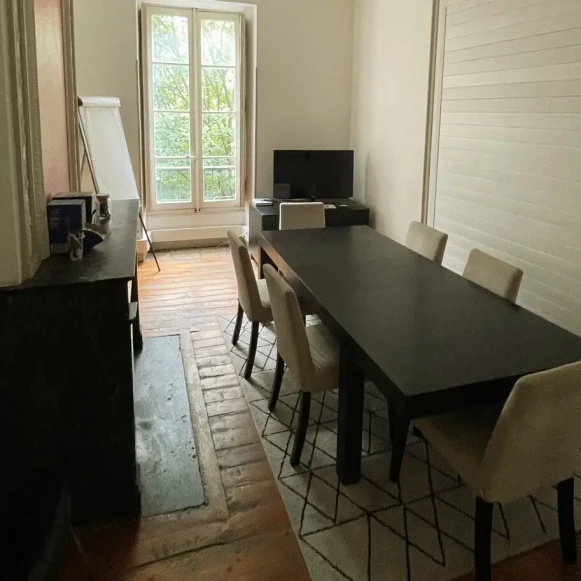 Bureau privé 30 m² 6 postes Location bureau Cours de Tournon Bordeaux 33000 - photo 4