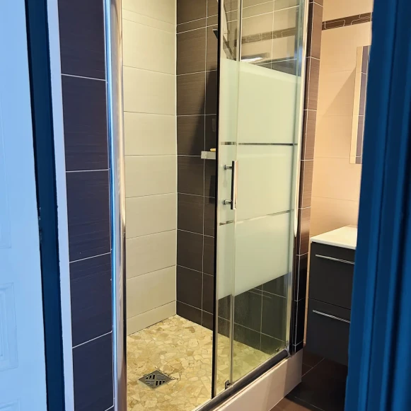 Bureau privé 13 m² 4 postes Location bureau Boulevard Gambetta Nice 06000 - photo 4