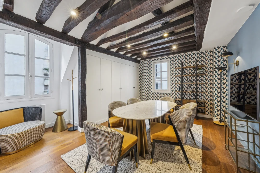 Espace indépendant - 75003 - 52 postes - 35100€