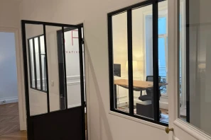 Bureau privé - 75009 - 5 postes - 2000€