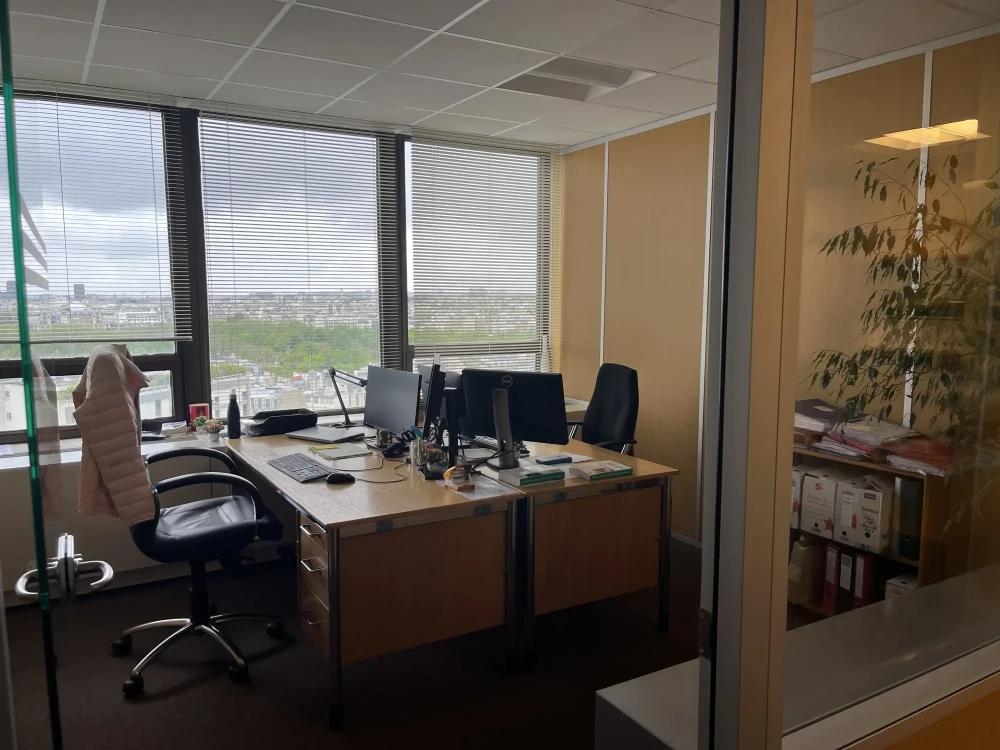 Bureau privé - 75015 - 14 postes - 3000€