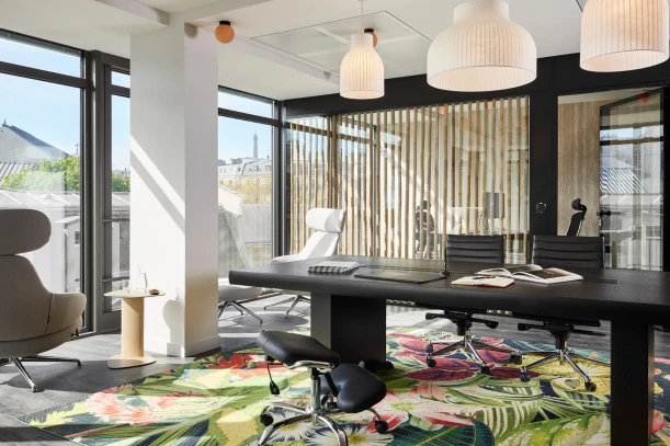 Bureau privé - 75008 - 20 postes - 30233€