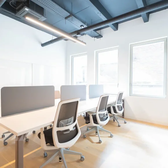 Open Space  40 postes Coworking Rue Nationale Lille 59800 - photo 5