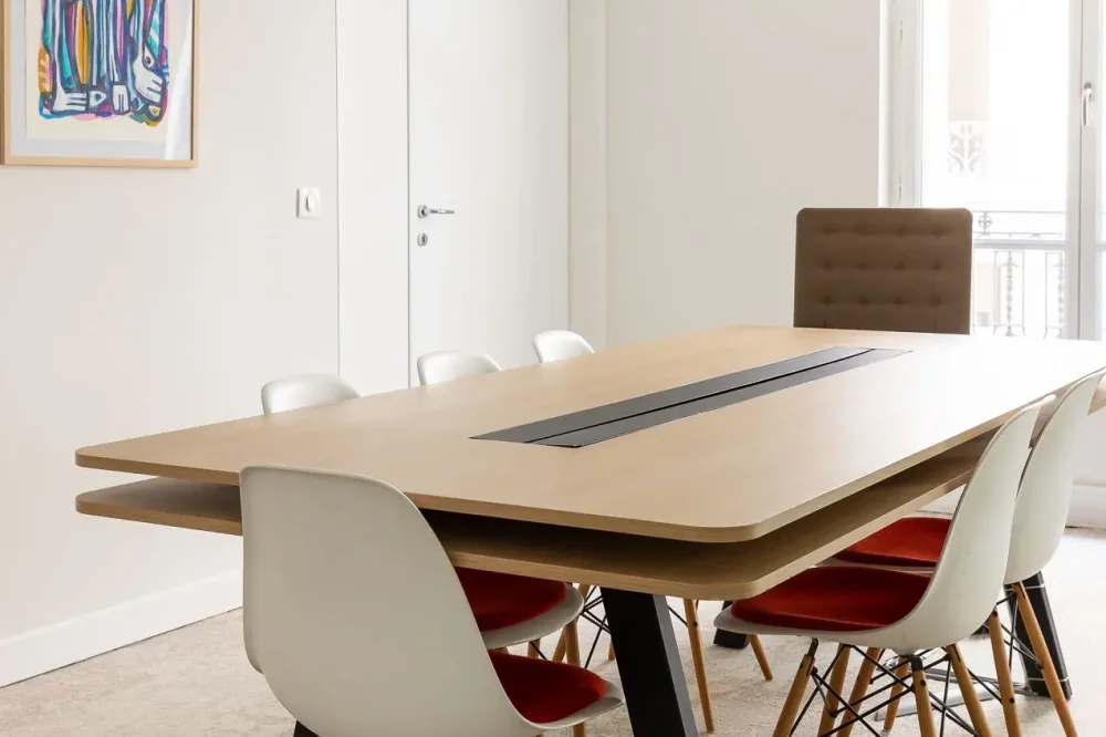 Espace indépendant - 75001 - 26 postes - 13500€