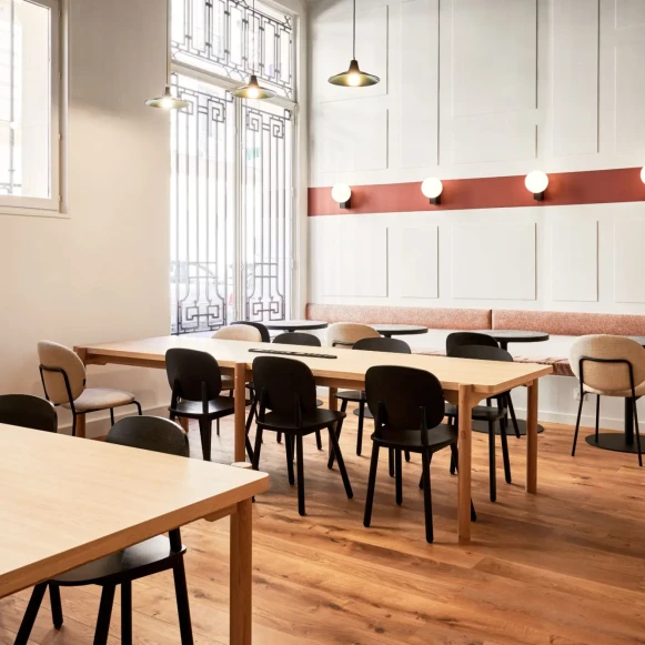 Bureau privé 22 m² 7 postes Coworking Rue des Filles Saint-Thomas Paris 75002 - photo 8