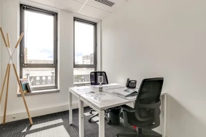 Bureau privé - 69100 - 2 postes - 988€