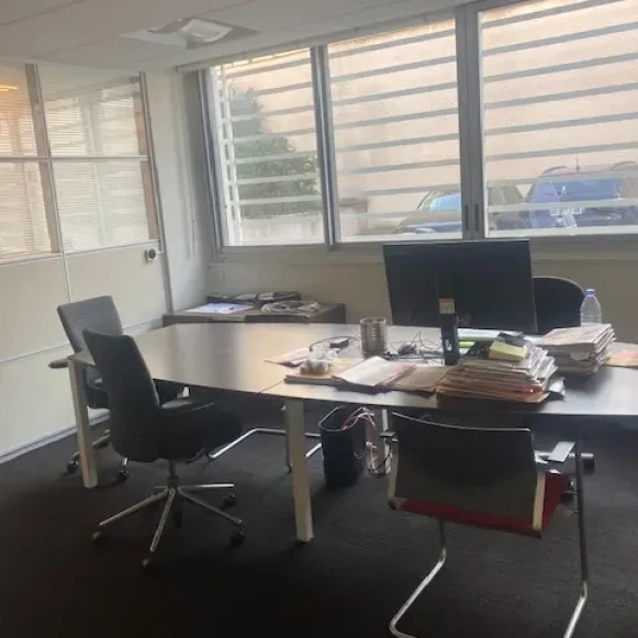 Bureau privé 35 m² 7 postes Location bureau Rue d'Aguesseau Boulogne-Billancourt 92100 - photo 6