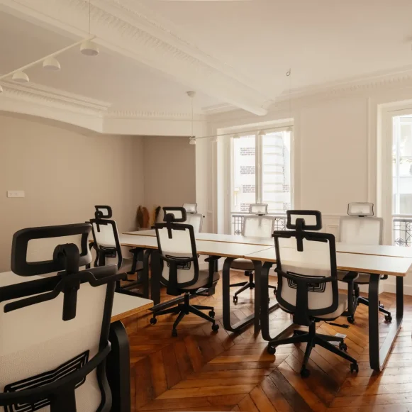 Espace indépendant 95 m² 12 postes Location bureau Rue de la Bienfaisance Paris 75008 - photo 7