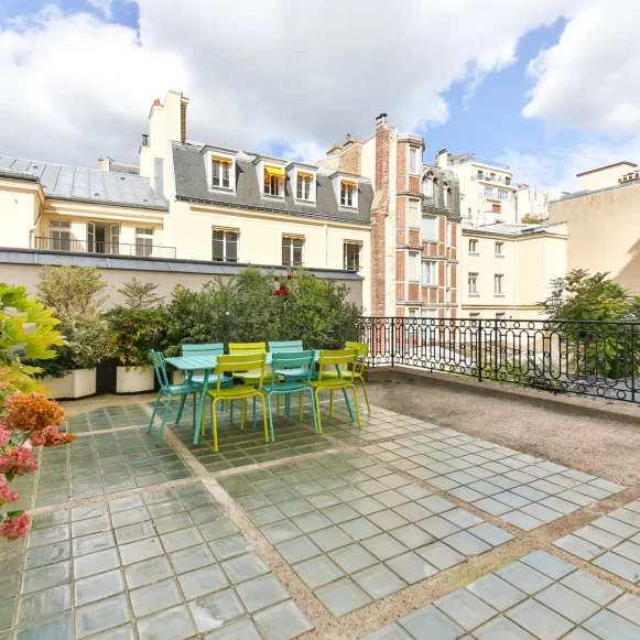 Bureau privé 8 m² 1 poste Coworking Rue Henri Rochefort Paris 75017 - photo 2