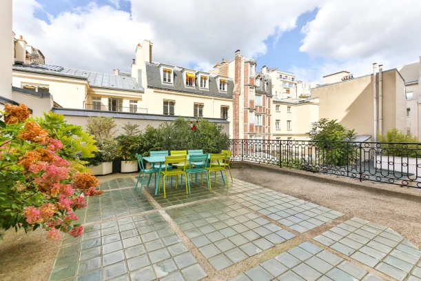 Bureau privé - 75017 - 1 poste - 750€