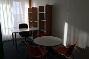 Bureau privé - 94320 - 2 postes - 950€